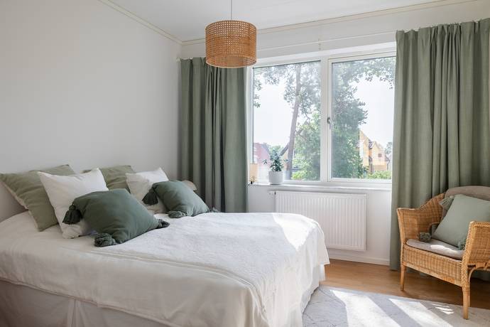 7 rum parhus på Herman Ygbergs väg 17B Smedslätten, Bromma, Stockholms kommun - bild 5