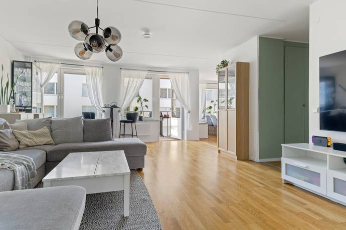 4 rum lägenhet på Majorsvägen 18 Barkarbystaden, Järfälla kommun - bild 1