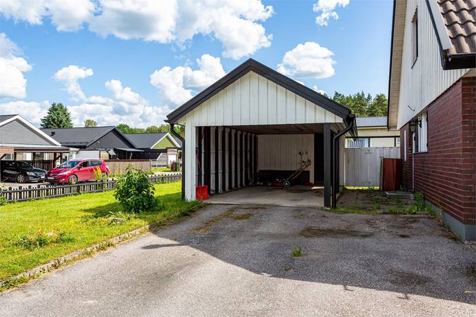 7 rum Villa på Mästaregatan 17 Kungsörs kommun - bild 3