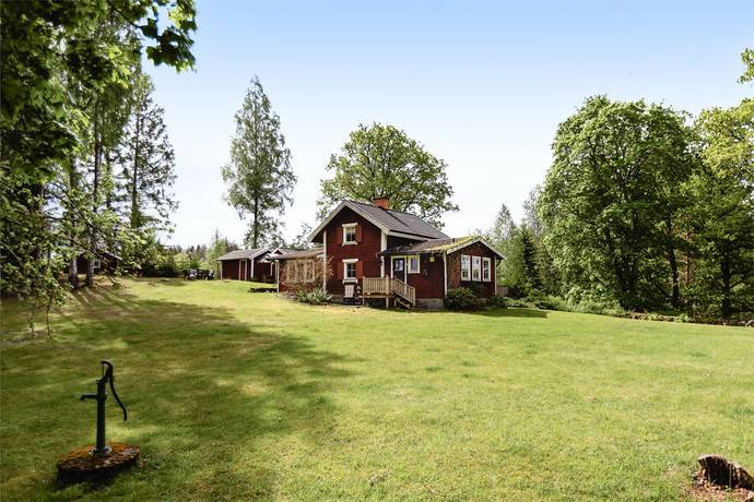 4 rum vinterbonat fritidshus på Starrnäs Skogalund  Strångsjö, Katrineholms kommun - bild 5