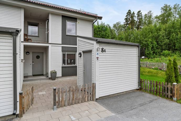 4 rum radhus på Artemisvägen 8 A Rimbo-Västertorp, Norrtälje kommun - bild 2