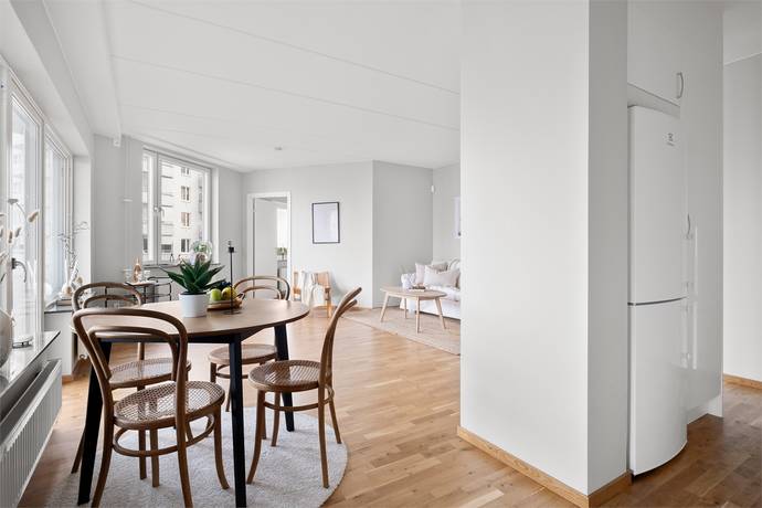 3 rum Lägenhet på Funäsgatan 8 vån 9 Vällingby Parkstad / Råcksta Stockholms kommun - bild 14