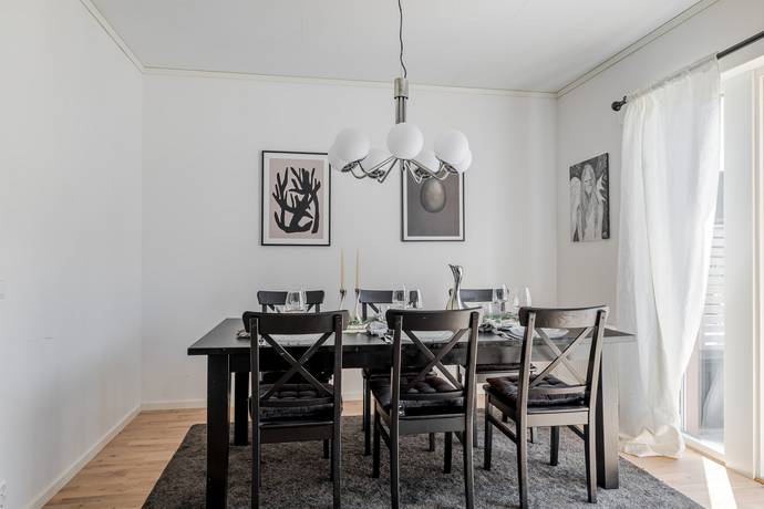 5 rum Parhus på Biodlarvägen 18 Göta Lilla Edets kommun - bild 11