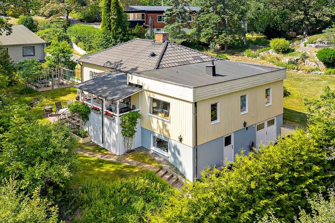 5 rum villa på Norra vägen 5B Trångsund, Huddinge kommun - bild 1