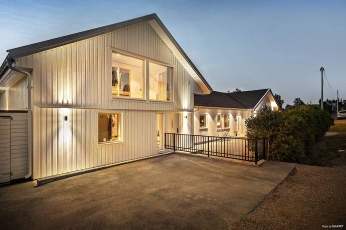 9 rum Villa på Evavägen 20 Hjälmarbaden Örebro kommun - bild 13
