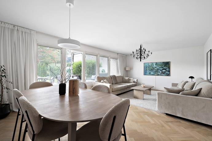6 rum radhus på Rädisvägen 125 Hässelby Villastad, Stockholms kommun - bild 2
