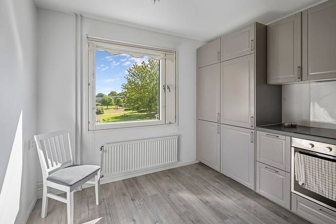 3 rum lägenhet på Västra Skrävlingevägen 131 Gula Höja, Malmö kommun - bild 2