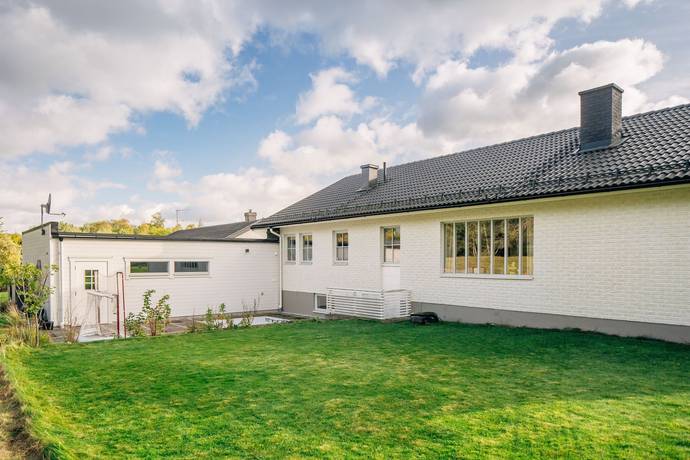 7 rum Villa på Månstensvägen 19 Ulveket Skövde kommun - bild 61