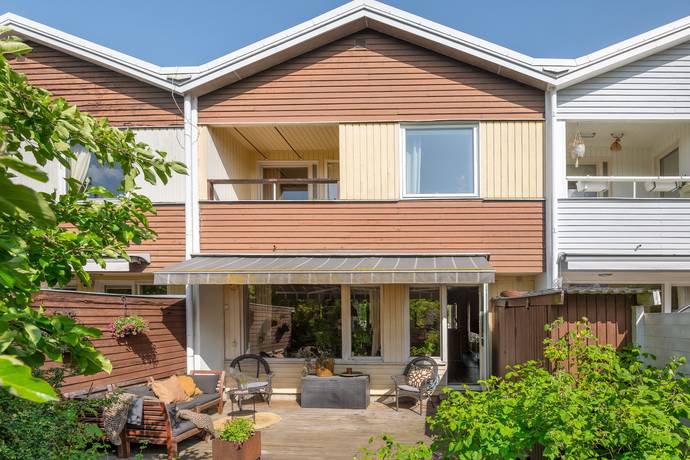 6 rum Radhus på Ängsullsvägen 43 Vällingby - Kälvesta Stockholms kommun - bild 33