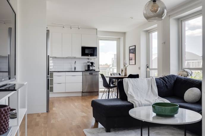 2 rum lägenhet på Restalundsvägen 16C Eyraområdet, Örebro kommun - bild 1