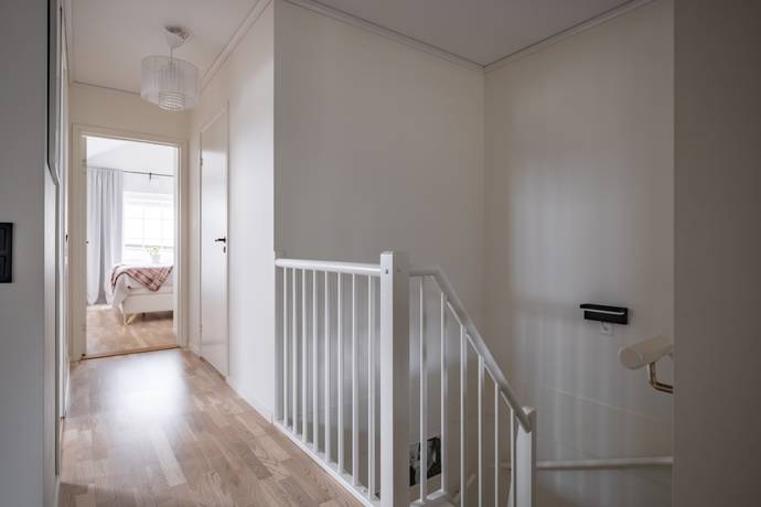 5 rum Radhus på Ejderslingan 50 Wijk Oppgård Upplands Väsby kommun - bild 18