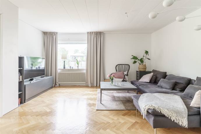 7 rum Villa på Hallarydsvägen 17 Markaryd Markaryds kommun - bild 16