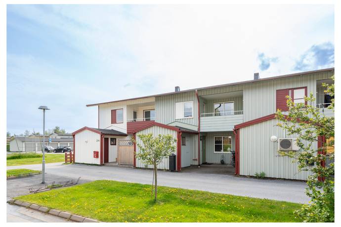 138 m² Radhus på Körsbärsvägen 26 Böleäng Umeå kommun - bild 1