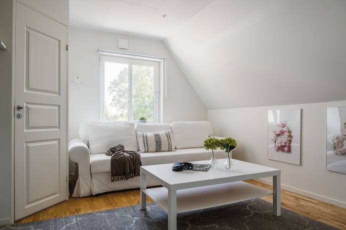 7 rum Villa på Kvinnerstatorp 316 Örebro kommun - bild 44