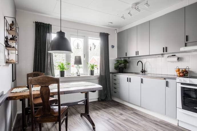 3 rum Parhus på Prästbolsvägen 12 A Fröjered Tidaholms kommun - bild 22