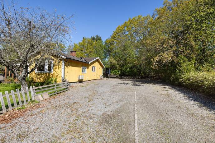 4 rum Vinterbonat fritidshus på Enuddsvägen 3 Husby Stallarholmen Strängnäs kommun - bild 5