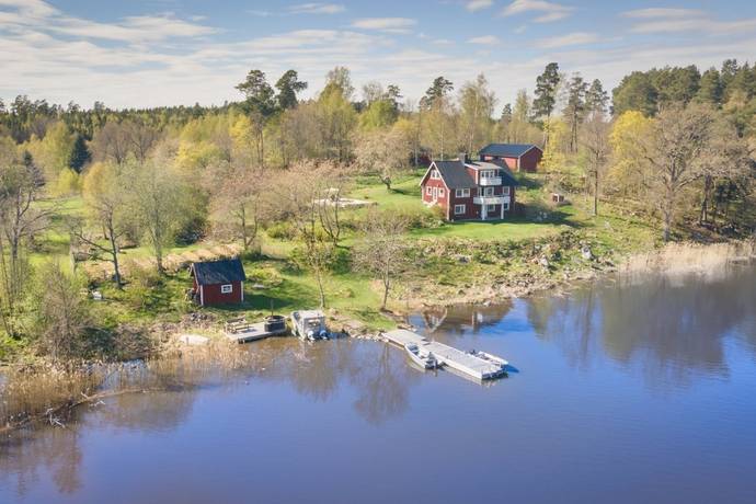 235 m² Gård utan jordbruk på Överselö Lindö äng 4 Strängnäs kommun - bild 87