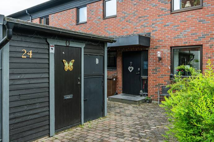 4 rum Radhus på Fogdegatan 24 Centrala Säffle Säffle kommun - bild 2
