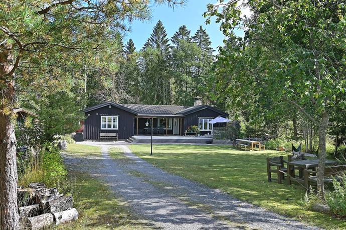 5 rum villa på Fiskarvägen 27 Herrvik, Värmdö kommun - bild 1