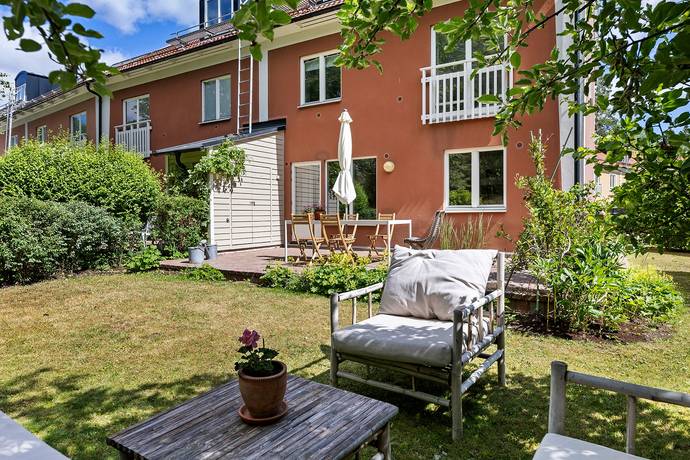6 rum radhus på Budbärarvägen 13 Hökarängen, Stockholms kommun - bild 3