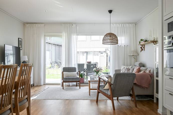 5 rum Par-/kedje-/radhus på Plantslingan 62 Länna Huddinge kommun - bild 14