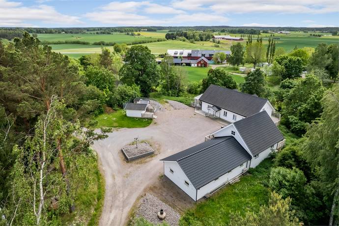 4 rum villa på Ånestad Tallhöjden 1 VÅRDSBERG, Linköpings kommun - bild 2