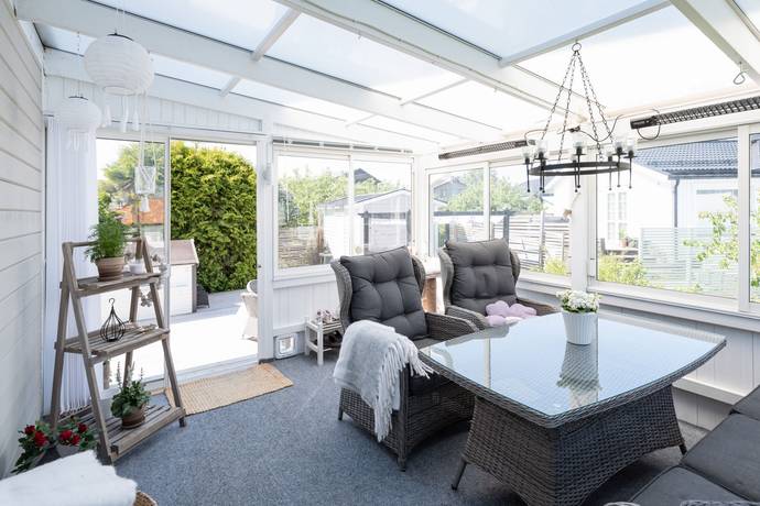 5 rum villa på Trängkårsvägen 58 Gamla Hjärsta, Örebro kommun - bild 2