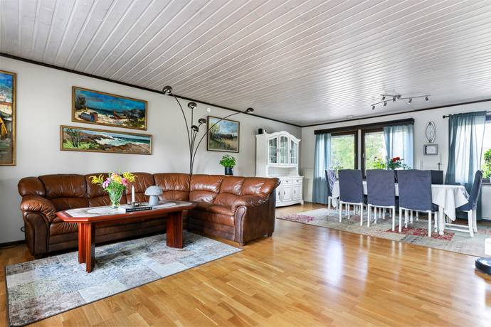 5 rum villa på Myrvägen 5 Alunda, Östhammars kommun - bild 2