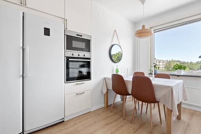 3 rum lägenhet på Månadsvägen 36 Jakobsberg, Järfälla kommun - bild 3