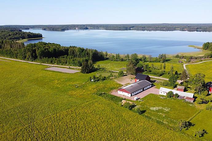 9 rum Gård utan jordbruk på Flatvik 610  Flatvik Karlstads kommun - bild 44