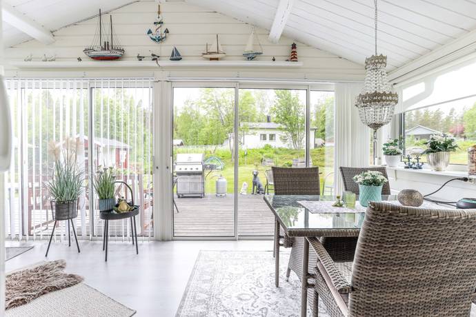 3 rum villa på Karlsgränd 5 Holmsund, Umeå kommun - bild 2