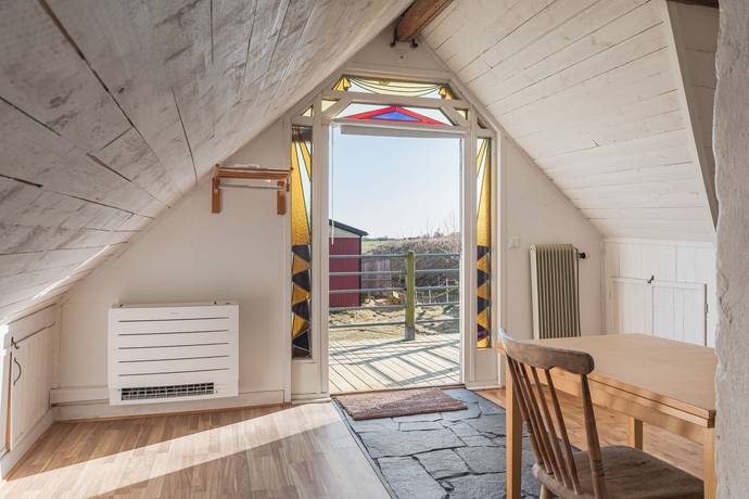 Gård utan jordbruk på Kyrkvägen 27 Österlen Simrishamns kommun - bild 46