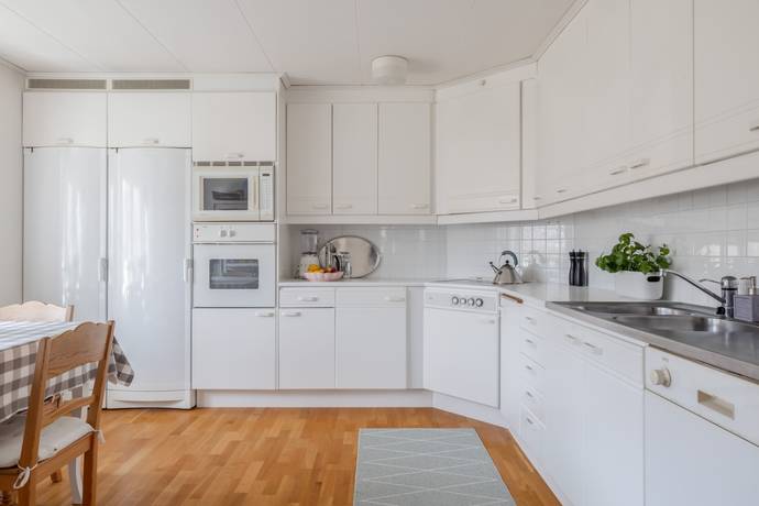 6 rum Villa på Blåmesgränd 3 Sjöberg Sollentuna kommun - bild 8