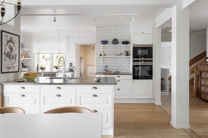 330 m² Vinterbonat fritidshus på Flatön 512 Björnsund Malö Strömmar Orust kommun - bild 13