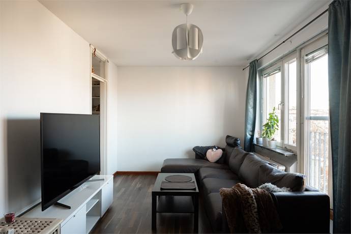 2 rum lägenhet på GRÅSPARVSVÄGEN 20 Råby, Västerås kommun - bild 1