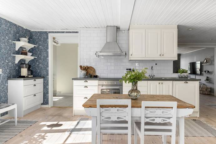 7 rum Villa på Nolgårdsvägen 33 Nolgård Hammarö kommun - bild 18