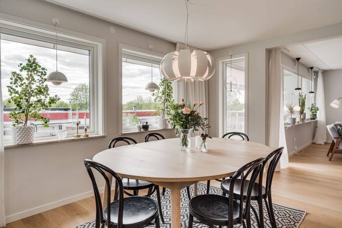 5 rum Radhus på Basvägen 76 Sjungande Dalen Skellefteå kommun - bild 13