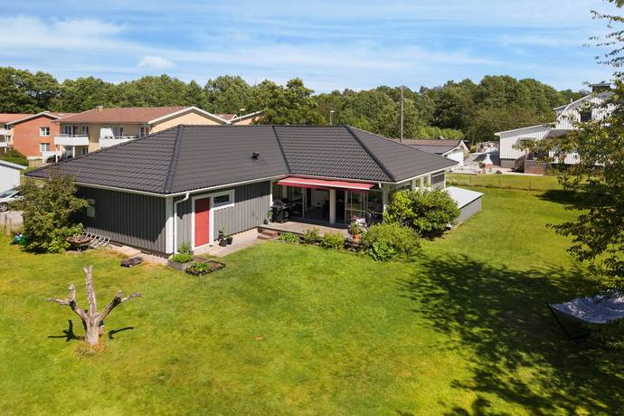 5 rum villa på Kroppedammsgatan 9 Torsred, Trollhättans kommun - bild 1