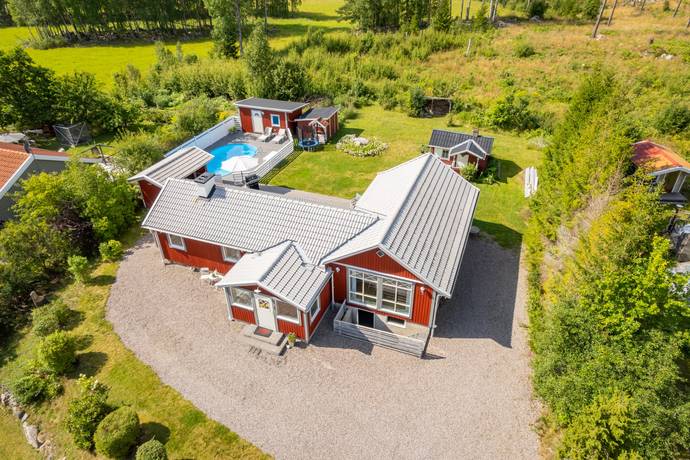 villa på Gråsparvsvägen 5 Borsökna, Eskilstuna kommun - bild 2