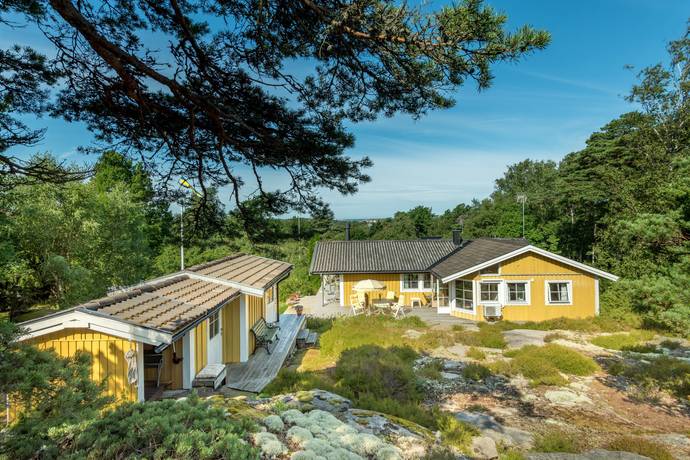 4 rum vinterbonat fritidshus på Mjölkeröd 142 Mjölkeröd, Tanums kommun - bild 1
