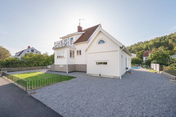 6 rum lägenhet på Trädgårdsgatan 5C Fjällbacka, Tanums kommun - bild 2