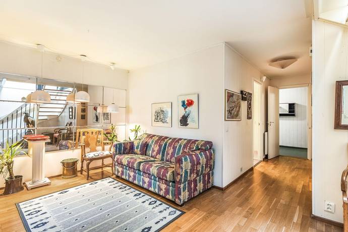 4 rum Radhus på Fridhemsgatan 15B Ulvhäll/Fridhem Strängnäs kommun - bild 21