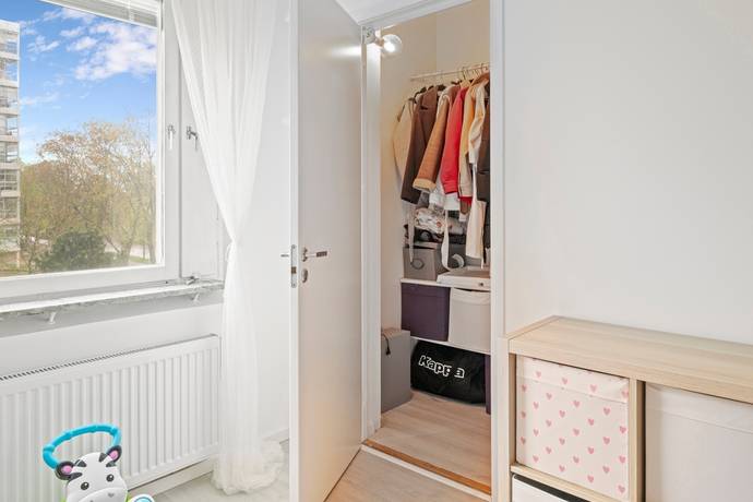 4 rum Lägenhet på Von Lingens väg 27 Rosengård/Appelgård Malmö kommun - bild 24