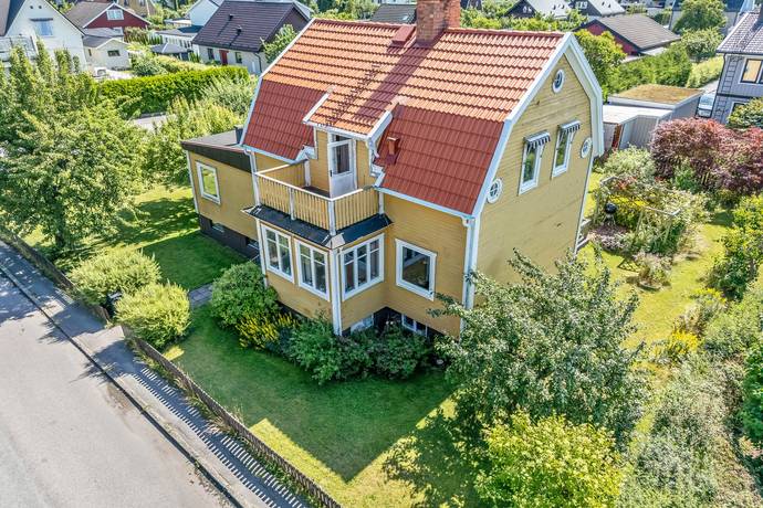8 rum villa på Heleneborgsgatan 37 Östra Eneby, Norrköpings kommun - bild 1