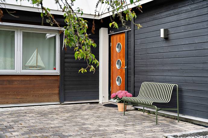 8 rum villa på Andra Vallåsgatan 8 Kinna, Marks kommun - bild 2
