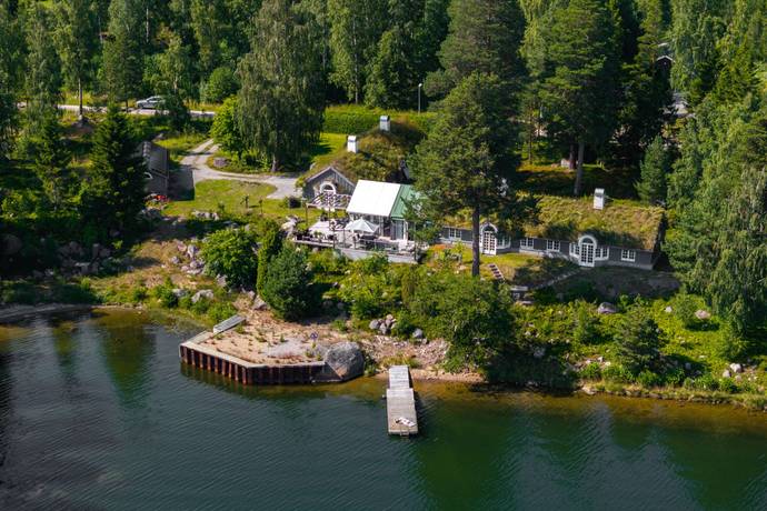 7 rum vinterbonat fritidshus på Stora Björn 69 & 70 Hudiksvall, Hudiksvalls kommun - bild 1