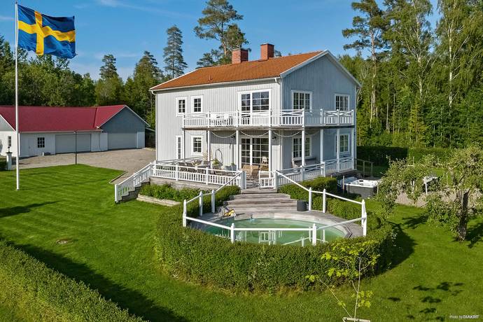 7 rum villa på Torpa 572 Nora, Örebro kommun - bild 2