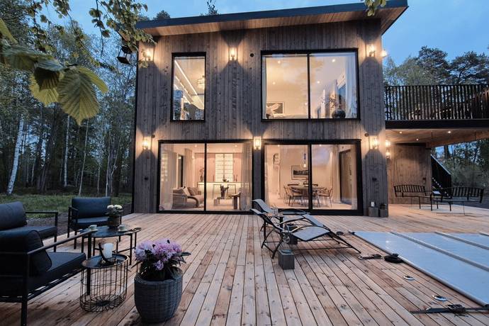 11 rum villa på Skarpängsvägen 27A Svinninge, Österåkers kommun - bild 3