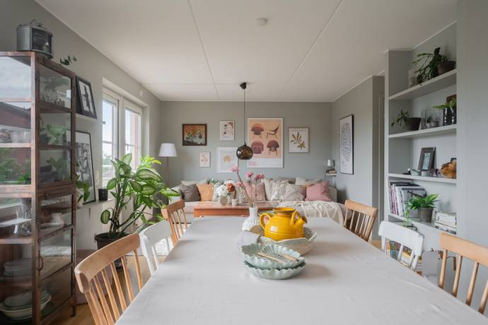4,5 rum lägenhet på Kungsklippevägen 19 Centrala Stuvsta, Huddinge kommun - bild 4
