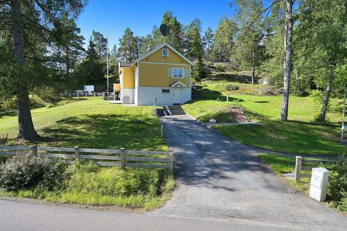 3 rum villa på Skälsätravägen 44 Trollbäcken, Tyresö kommun - bild 1